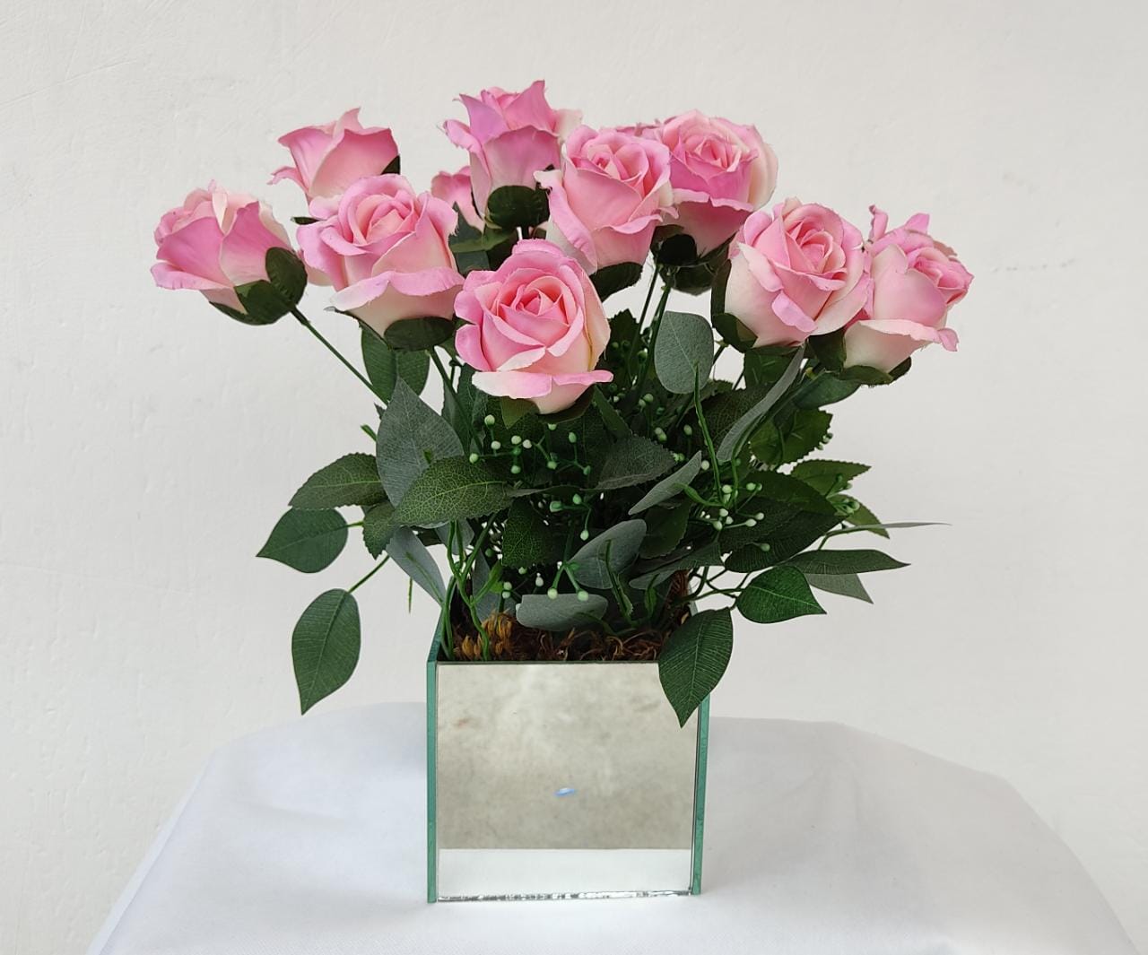 Arranjo Artificial Rosas cor de Rosa – Rosa de Saron